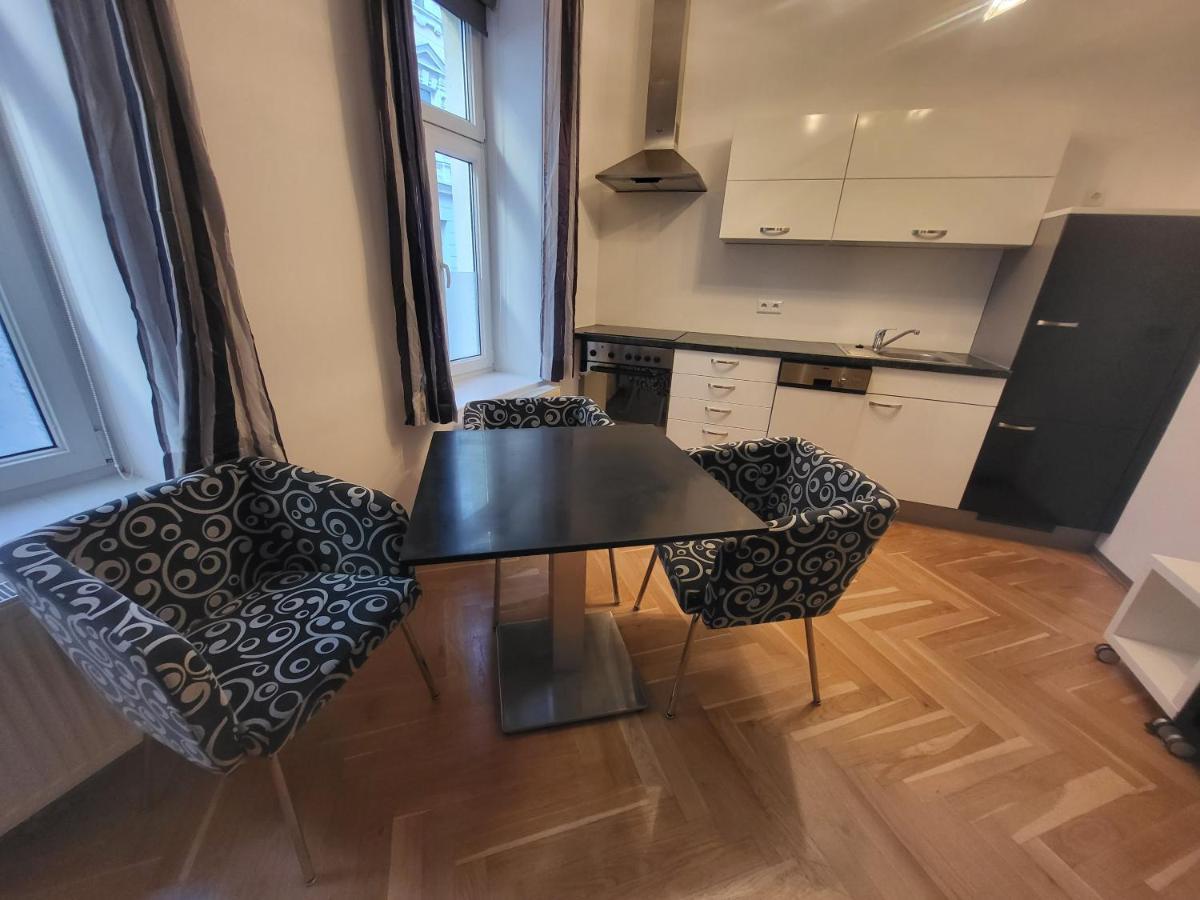 Cozynite Premium Apartment Hundertwasser Viena Exterior foto